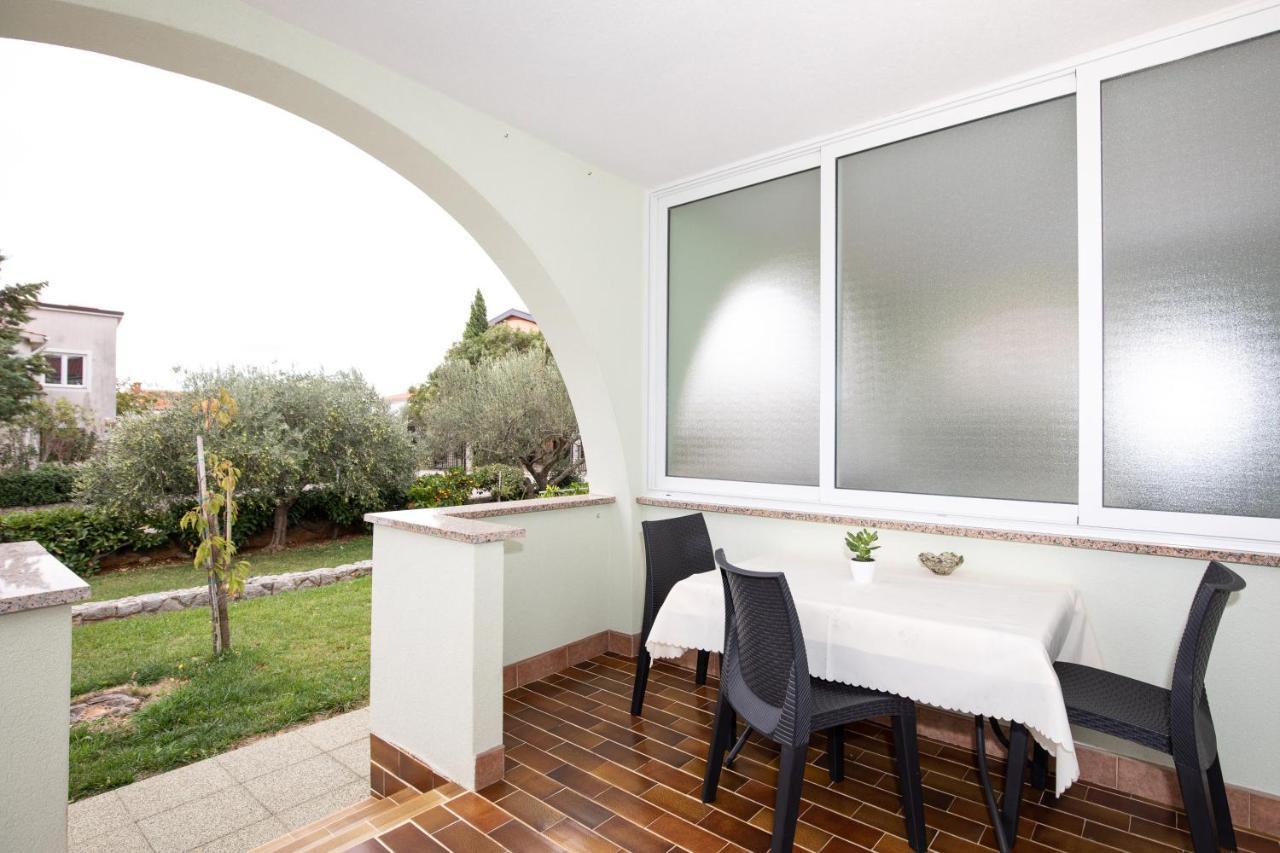 Appartamento Justic Krk Town Esterno foto