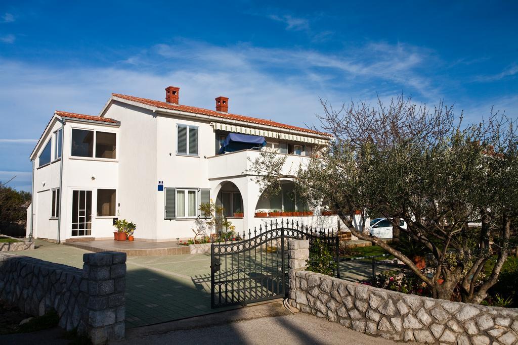 Appartamento Justic Krk Town Esterno foto